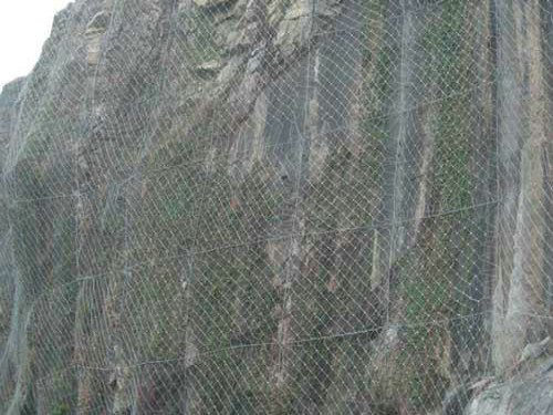 边坡柔性防护网